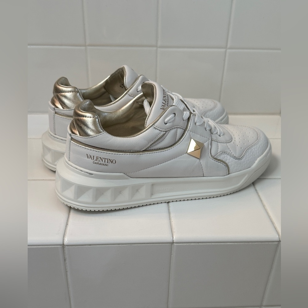 Valentino White Leather Sneakers with Gold Trim.  Authentic - Picture 4 of 14